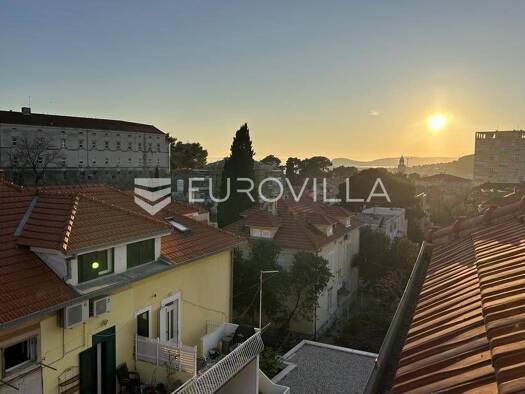 Wohnung zum Kauf 279.000 € 3 Zimmer 60 m² 30. Geschoss Gripe Bol