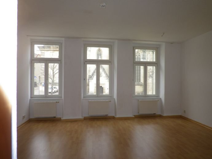 Wohnung zur Miete 375 € 2 Zimmer 65,1 m²<br/>Wohnfläche 2.<br/>Geschoss ab sofort<br/>Verfügbarkeit Zentrum Altenburg 04600