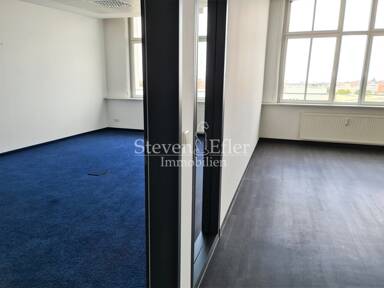 Bürofläche zur Miete 11 € 1.779 m² Bürofläche teilbar ab 241,4 m² Gibitzenhof Nürnberg 90443