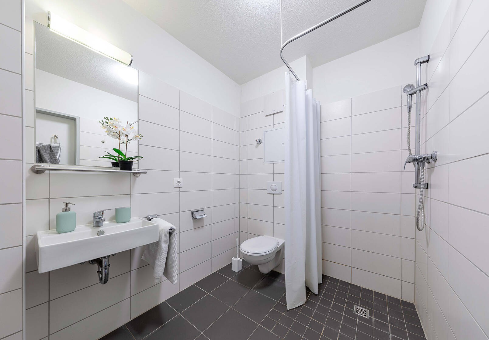 Property thumbnail 8