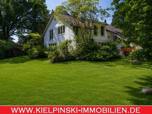Einfamilienhaus zum Kauf 1.398.000 € 7 Zimmer 245 m² 1.696 m² Grundstück frei ab sofort Duvenstedt Hamburg 22397