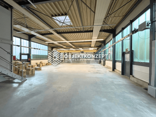 Produktionshalle zum Kauf provisionsfrei 636 € 1.900 m² Lagerfläche Spaichingen 78549