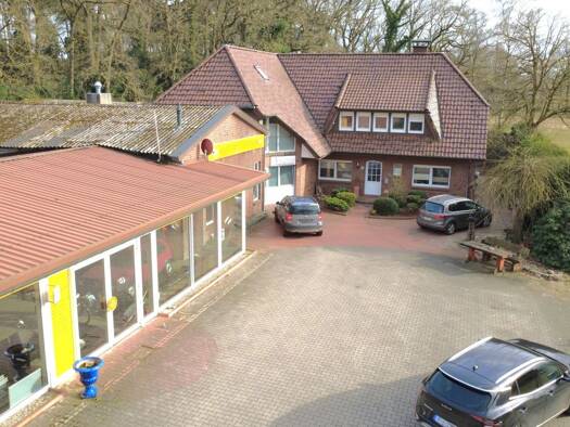 Mehrfamilienhaus zum Kauf 450.000 € 10 Zimmer 274 m² 2.700 m² Grundstück frei ab 01.11.2026 Herzlake Herzlake 49770