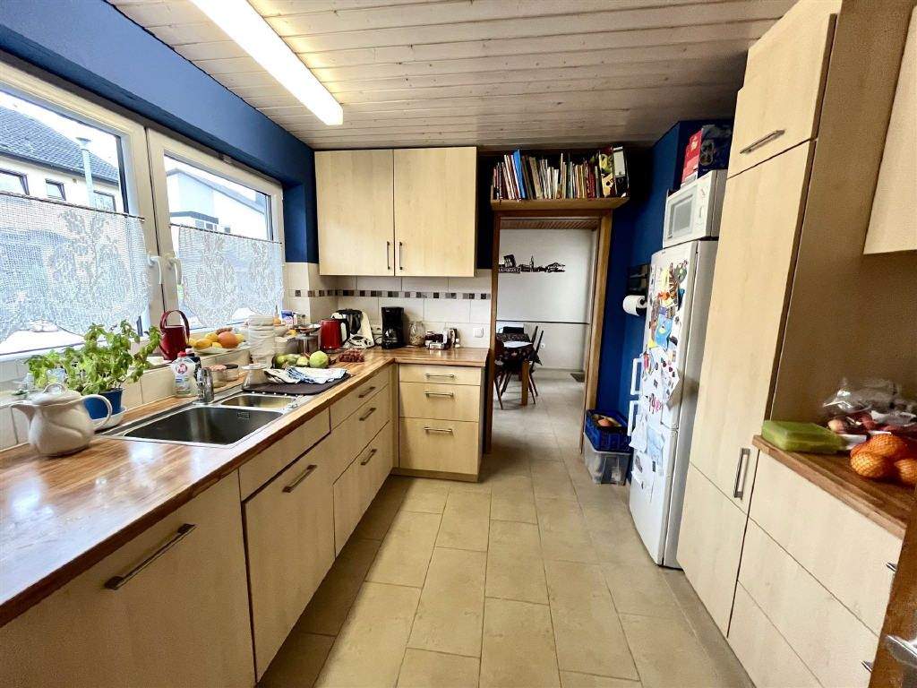 Immobilie in Weikersheim - Wohnhaus in ruhiger Lage mit Aussicht und Garten - Bild 3