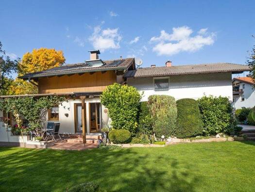 Mehrfamilienhaus zum Kauf 849.000 € 7 Zimmer 204 m² 712 m² Grundstück Kolbermoor 83059