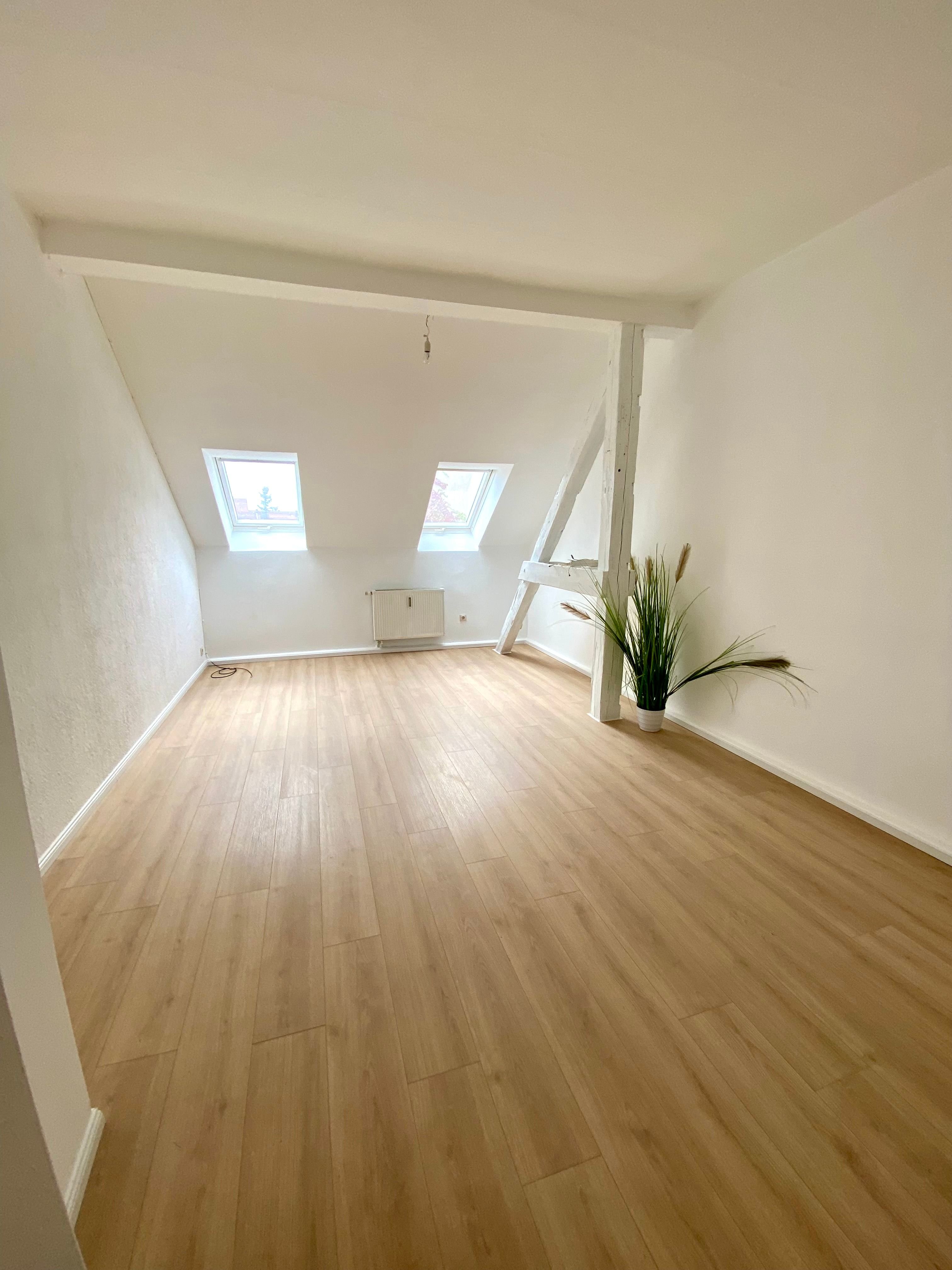 Wohnung zur Miete 380 € 3 Zimmer 75 m²<br/>Wohnfläche 3.<br/>Geschoss ab sofort<br/>Verfügbarkeit Hartmannstrasse 5 Innenstadt Görlitz 02826