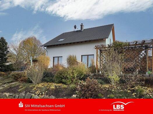 Einfamilienhaus zum Kauf 359.000 € 5 Zimmer 157 m² 797 m² Grundstück frei ab 01.04.2026 Schellenberg Leubsdorf 09573