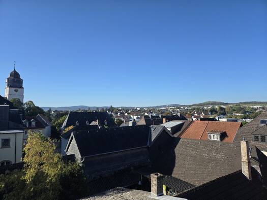 Wohnung zur Miete 1.200 € 3 Zimmer 105 m² 2. Geschoss Usingen Usingen 61250