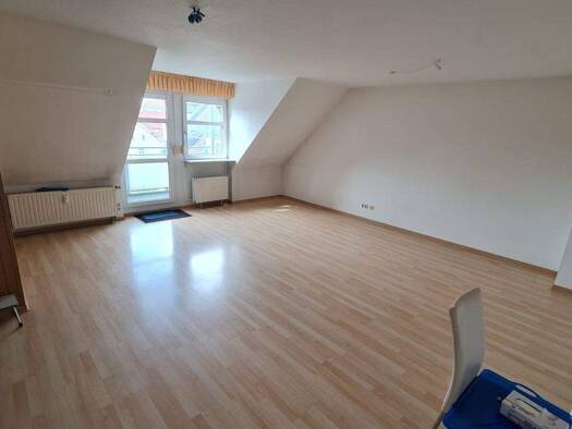 Wohnung zur Miete 460 € 2 Zimmer 78,5 m² frei ab sofort Bahnhofsvorstadt Zwickau 08056