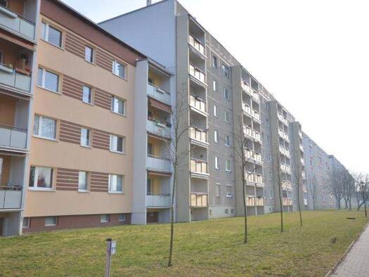 Wohnung zur Miete 139 € 1 Zimmer 25,7 m² 4. Geschoss Karl-Marx-Straße 27 f Nünchritz 01612