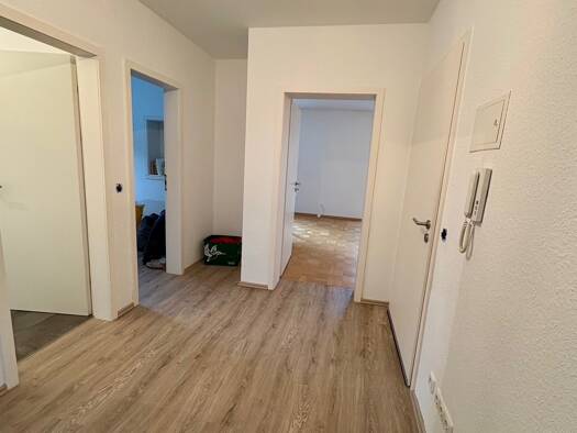 Wohnung zur Miete 1.250 € 4 Zimmer 104 m² Geschoss 1/2 frei ab sofort Obertshausen 63179