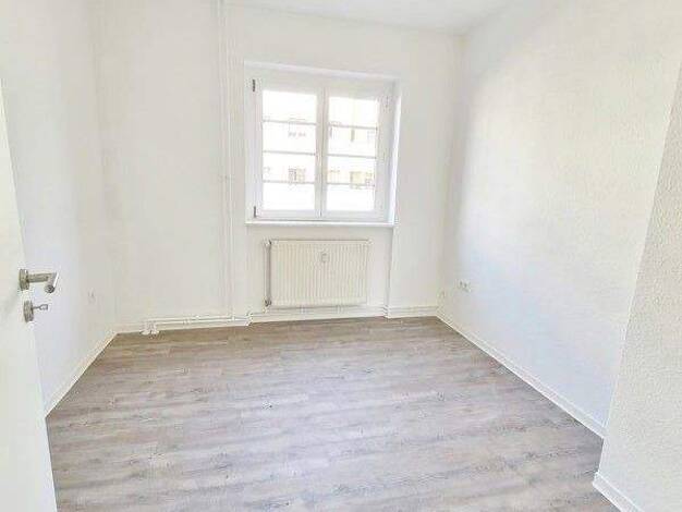 Wohnung zur Miete 349 € 2 Zimmer 49,1 m² frei ab 12.02.2026 Flechtinger Str. 65 Stadtfeld West Magdeburg 39110