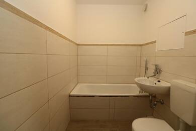Wohnung zur Miete 599 € 3 Zimmer 94,2 m² 3. Geschoss Paul-Müller-Straße 66 Freiberg Freiberg 09599