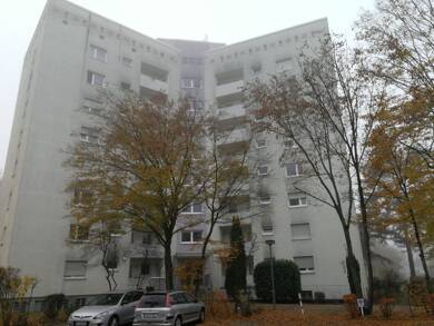 Wohnung zum Kauf provisionsfrei 199.000 € 3 Zimmer 76 m² 6. Geschoss August-Bebel-Str.10 Großauheim Hanau 63457