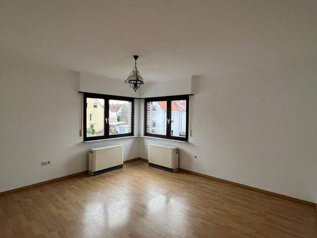 Wohnung zur Miete 800 € 4 Zimmer 76 m² 1. Geschoss Friedrich-Ebert Straße 23 Heddesheim 68542