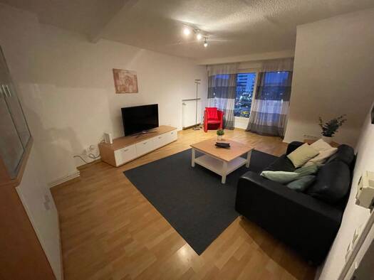 Wohnung zur Miete 730 € 2 Zimmer 73 m² Geschoss 2/3 frei ab 01.10.2026 Hanau Hanau 63450