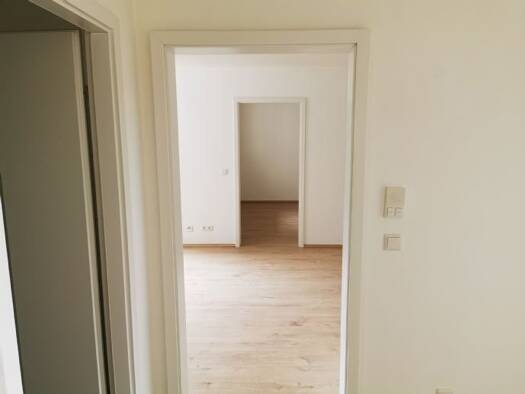 Wohnung zur Miete 660 € 2 Zimmer 52 m² 2. Geschoss frei ab sofort Neuendettelsauerstr. 4 Röthenbach b Schweinau Nürnberg 90449