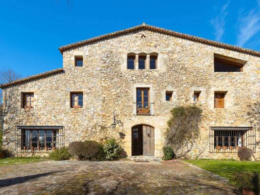 Landhaus zum Kauf provisionsfrei 1.200.000 € 7 Zimmer 320.000 m² Grundstück Gualba 08474