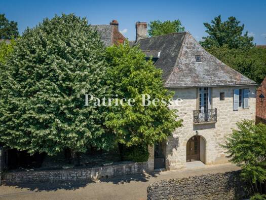 Reihenmittelhaus zum Kauf 455.000 € 11 Zimmer 450 m² Arnac-Pompadour 19230