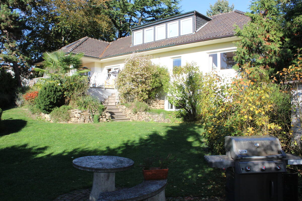 Villa zum Kauf 829.000 € 6 Zimmer 242 m²<br/>Wohnfläche 1.271 m²<br/>Grundstück Selhof Bad Honnef 53604