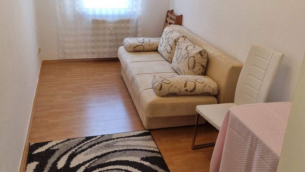 Wohnung zur Miete 600 € 2 Zimmer 38 m² EG Zirndorf 90513