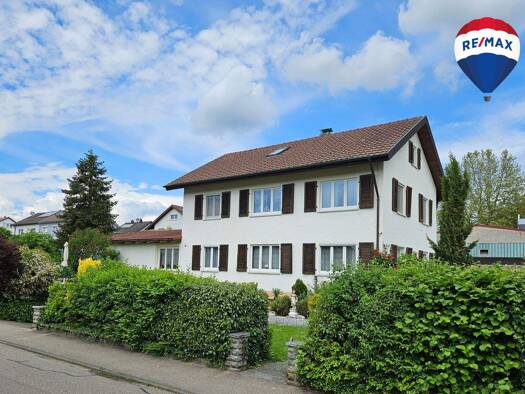 Mehrfamilienhaus zum Kauf 549.000 € 8 Zimmer 220 m² 766 m² Grundstück Unterlauchringen Lauchringen 79787