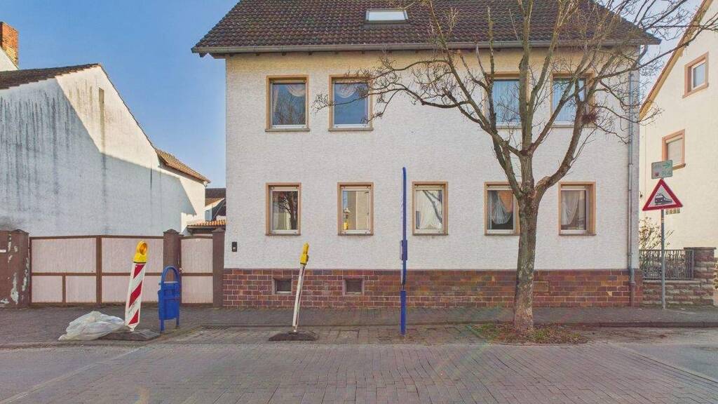 Einfamilienhaus zum Kauf 662.500 € 20 Zimmer 258 m² 638 m² Grundstück Niederdorfelden 61138