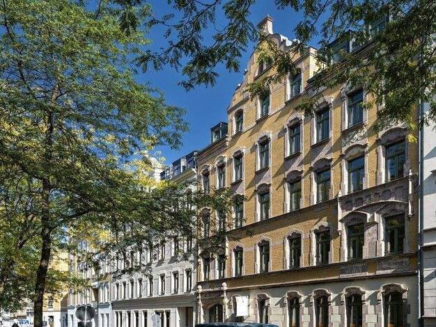 Wohnung zur Miete 798 € 4 Zimmer 99,2 m² 3. Geschoss frei ab 01.04.2026 Tschaikowskistraße 48 Sonnenberg Chemnitz 09130