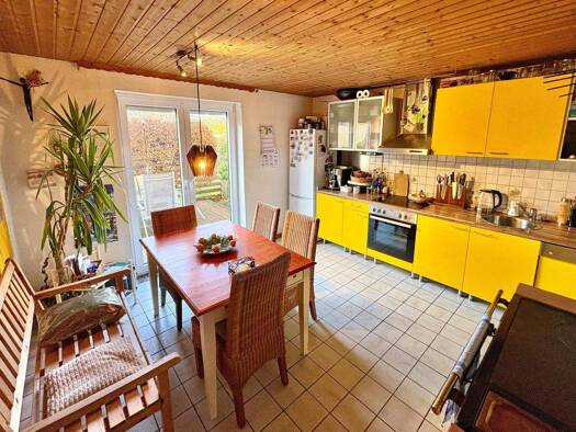 Einfamilienhaus zum Kauf 150.000 € 5 Zimmer 117 m² 252 m² Grundstück Osterhofen 94486