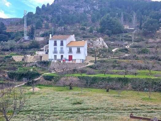 Villa zum Kauf 199.900 € 7 Zimmer 308 m² Confrides 03517