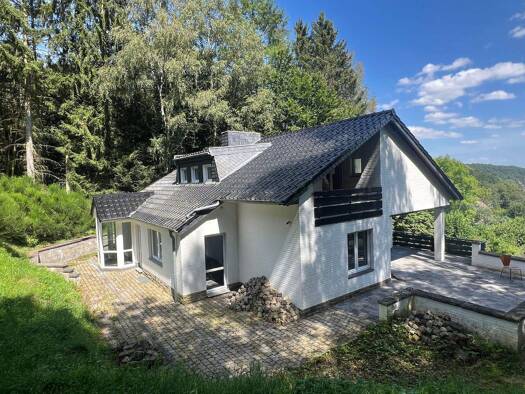 Einfamilienhaus zum Kauf als Kapitalanlage geeignet 495.000 € 5 Zimmer 184 m² 1.750 m² Grundstück Woffelsbach Simmerath 52152
