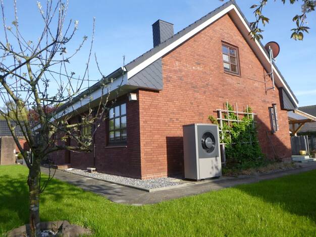 Einfamilienhaus zum Kauf 415.000 € 4 Zimmer 150 m² 972 m² Grundstück Leck Leck 25917