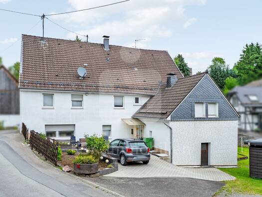 Mehrfamilienhaus zum Kauf 99.000 € 7 Zimmer 160 m² 441 m² Grundstück Jedinghagen Marienheide 51709