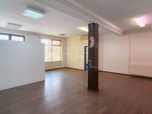 Bürofläche zur Miete 665 € 4 Zimmer 148 m² Bürofläche Sarajevo 71000