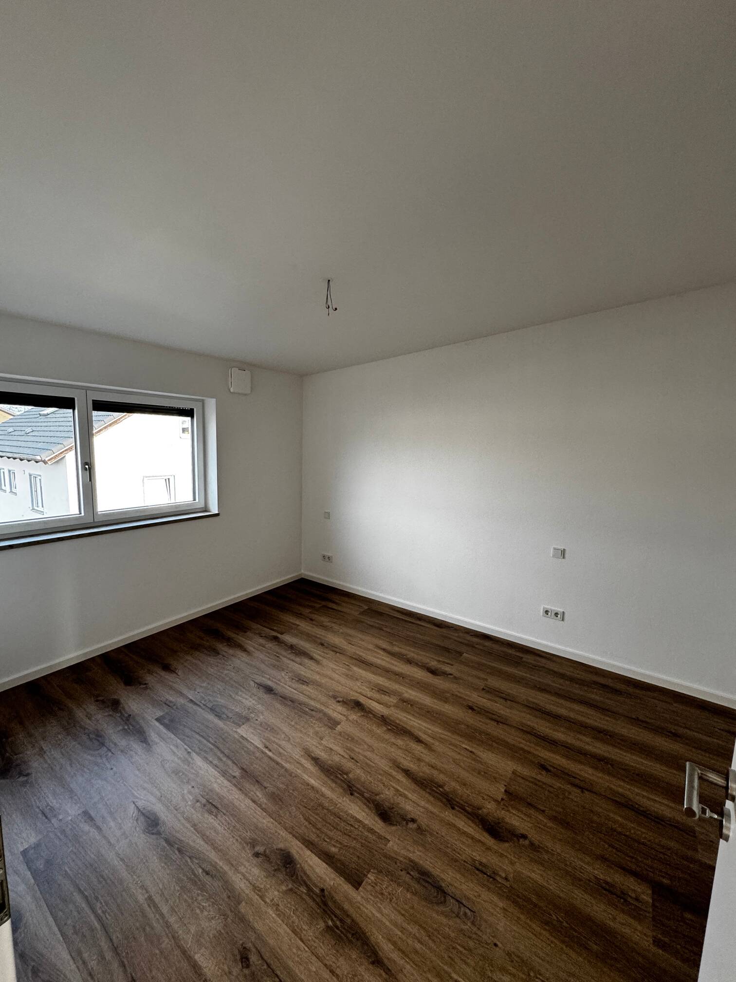Exklusive, helle 3-Zimmer-Wohnung mit Dachterrasse – Kiefernstraße 24, 84030 Ergolding – Vorschaubild 10
