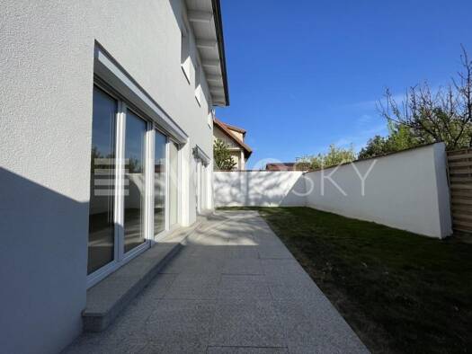 Einfamilienhaus zum Kauf 640.000 € 4 Zimmer 146 m² Gerasdorf bei Wien 2201
