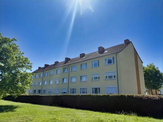 Wohnung zum Kauf 85.000 € 6 Zimmer 110 m² frei ab sofort Oschersleben Oschersleben 39387