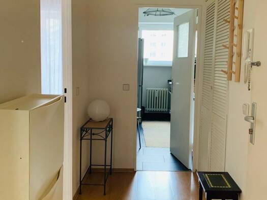 Wohnung zur Miete 1.360 € 2 Zimmer 54 m² Geschoss 1/2 frei ab sofort Moabit Mitte 10557