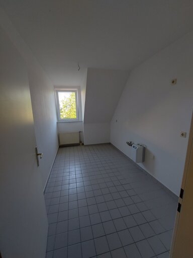 Wohnung zur Miete 364 € 2 Zimmer 61,7 m² 3. Geschoss frei ab sofort Georg-Herwegh-Str. 6 Neustrelitz Neustrelitz 17235