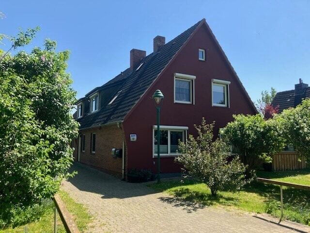 Einfamilienhaus zum Kauf 460.000 € 8 Zimmer 242 m²<br/>Wohnfläche 988 m²<br/>Grundstück Oldenswort 25870