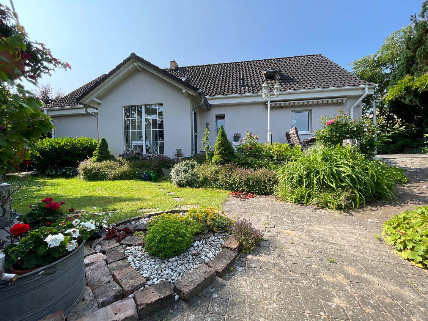 Einfamilienhaus in Seenähe - Einziehen und Wohlfühlen