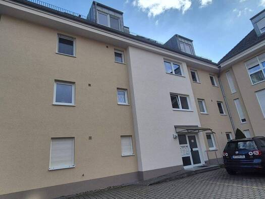 Wohnung zum Kauf 309.000 € 4,5 Zimmer 93 m² 4 Geschosse frei ab sofort Robert-Koch-Straße 2 a Altstadt Bayreuth 95447