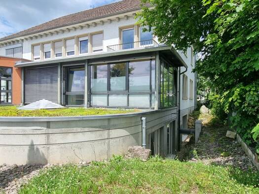 Büro zur Miete provisionsfrei 1.100 € 5 Zimmer 110 m² Bürofläche Schaffhauser Straße 27 Jestetten Jestetten 79798