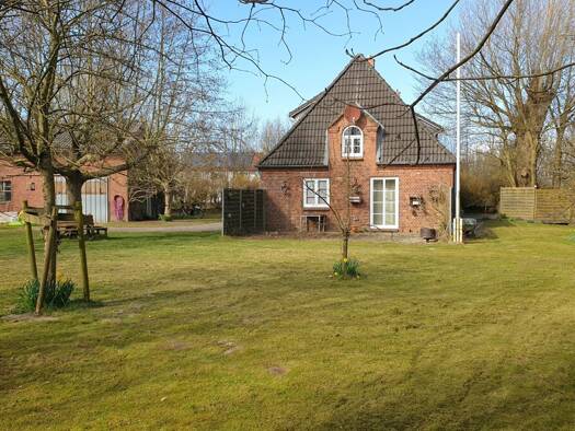 Haus zum Kauf 333.000 € 5 Zimmer 138 m² 2.704 m² Grundstück Nordstrand 25845