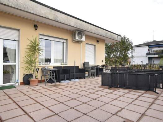 Terrassenwohnung zum Kauf 365.000 € 4 Zimmer 156 m² 2. Geschoss Peschiera del Garda 37019