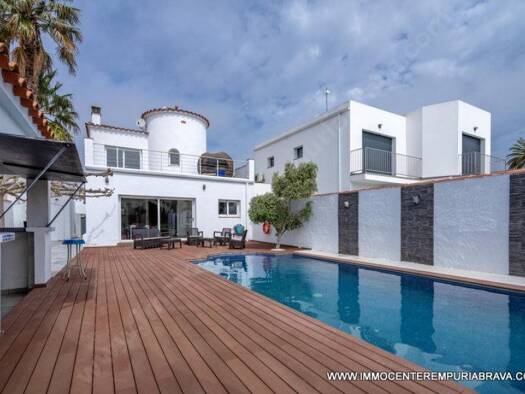 Haus zum Kauf 849.000 € Empuriabrava 17487
