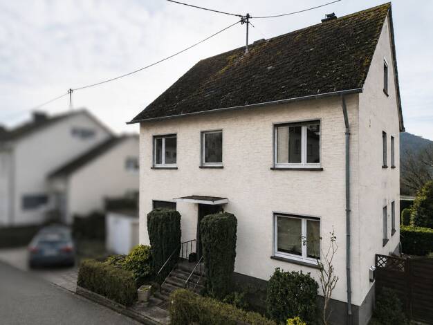 Mehrfamilienhaus zum Kauf 329.000 € 5,5 Zimmer 185 m² 840 m² Grundstück Ruwer Trier 54292