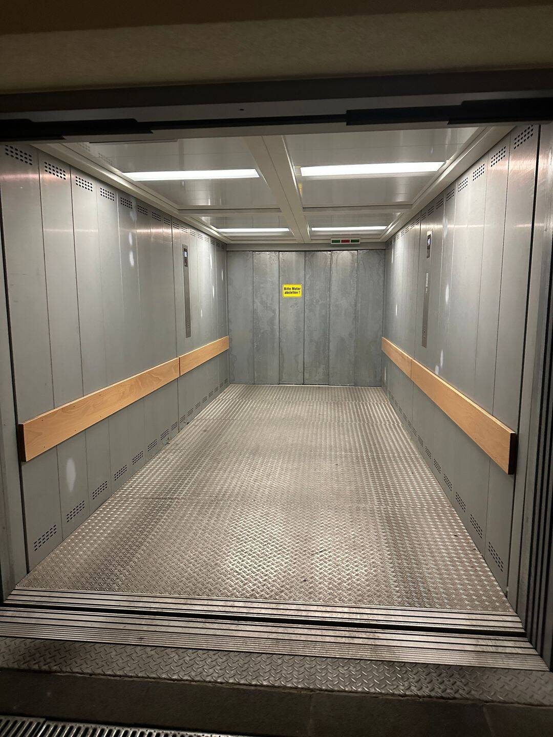 Tiefgarage zur Miete - Ansicht 3