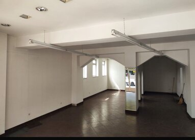 Büro-/Praxisfläche zum Kauf Knin center