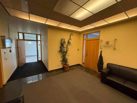 Bürofläche zur Miete 12 € 5 Zimmer 141,6 m² Bürofläche St. Lorenz Nord Lübeck 23554